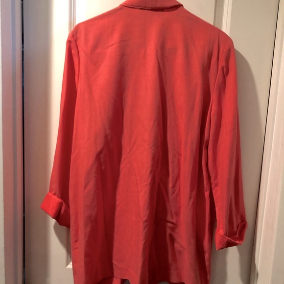Beautiful Salmon Blazer - Picture 5 of 5